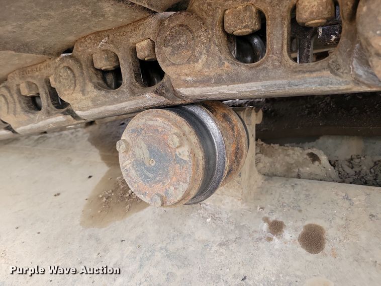 image for item LQ9080 2015 Komatsu PC390LC-10  excavator