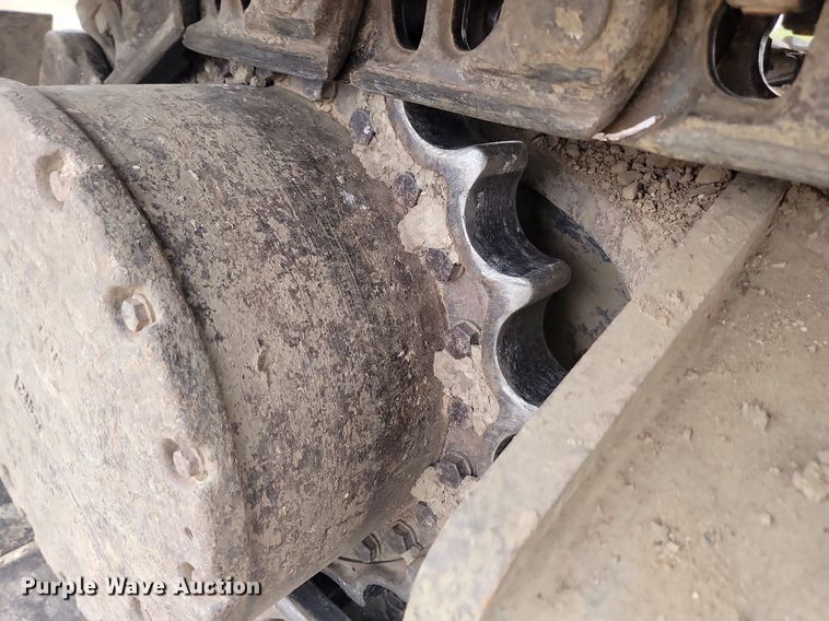 image for item LQ9080 2015 Komatsu PC390LC-10  excavator