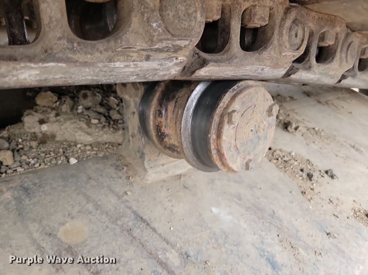 image for item LQ9080 2015 Komatsu PC390LC-10  excavator