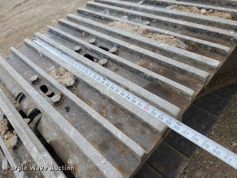 image for item LQ9080 2015 Komatsu PC390LC-10  excavator