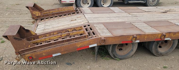 image for item LQ9081 2002 Load King  equipment trailer