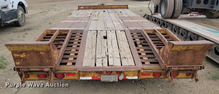 image for item LQ9081 2002 Load King  equipment trailer