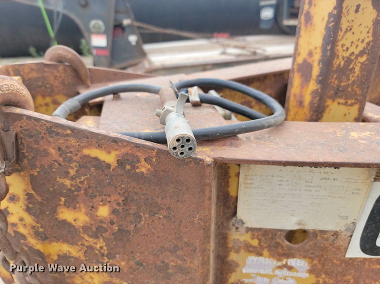 image for item LQ9081 2002 Load King  equipment trailer