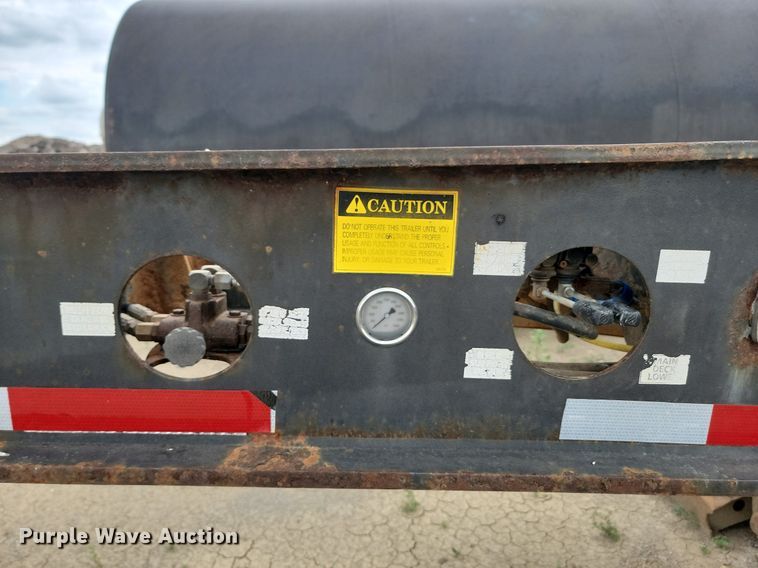 image for item LQ9082 2000 Aspen HG5503  equipment trailer