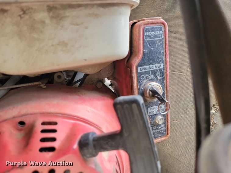 image for item LQ9082 2000 Aspen HG5503  equipment trailer