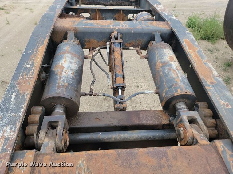 image for item LQ9082 2000 Aspen HG5503  equipment trailer