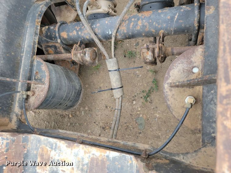 image for item LQ9082 2000 Aspen HG5503  equipment trailer