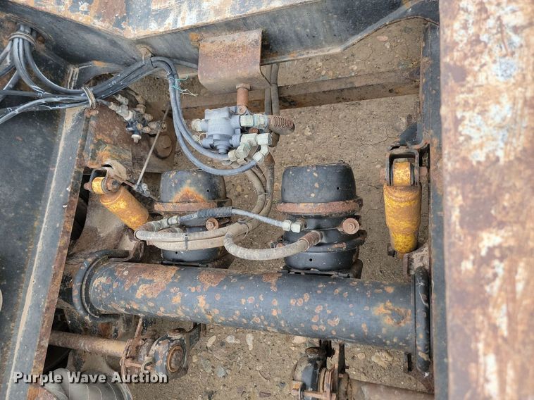 image for item LQ9082 2000 Aspen HG5503  equipment trailer