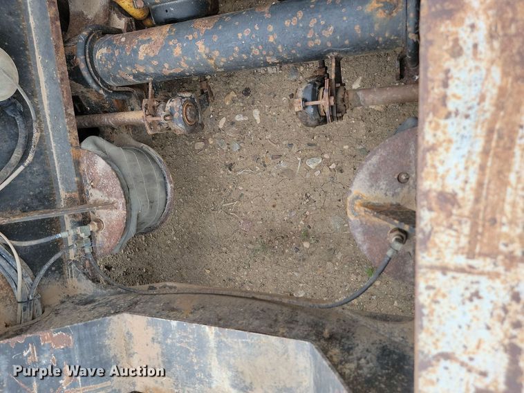 image for item LQ9082 2000 Aspen HG5503  equipment trailer