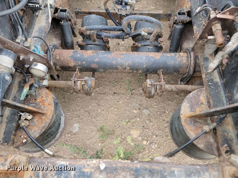 image for item LQ9082 2000 Aspen HG5503  equipment trailer