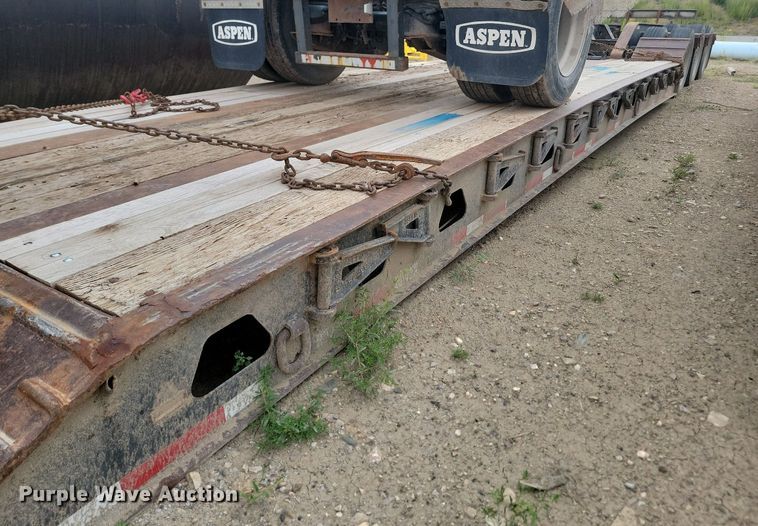 image for item LQ9082 2000 Aspen HG5503  equipment trailer