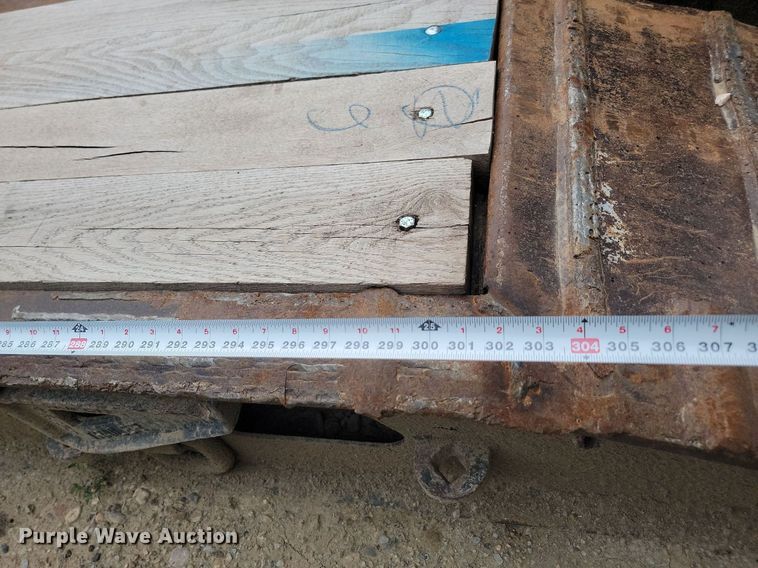 image for item LQ9082 2000 Aspen HG5503  equipment trailer