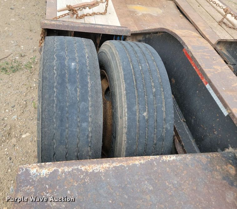 image for item LQ9082 2000 Aspen HG5503  equipment trailer