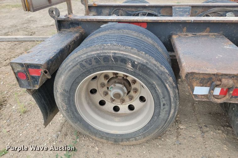 image for item LQ9082 2000 Aspen HG5503  equipment trailer