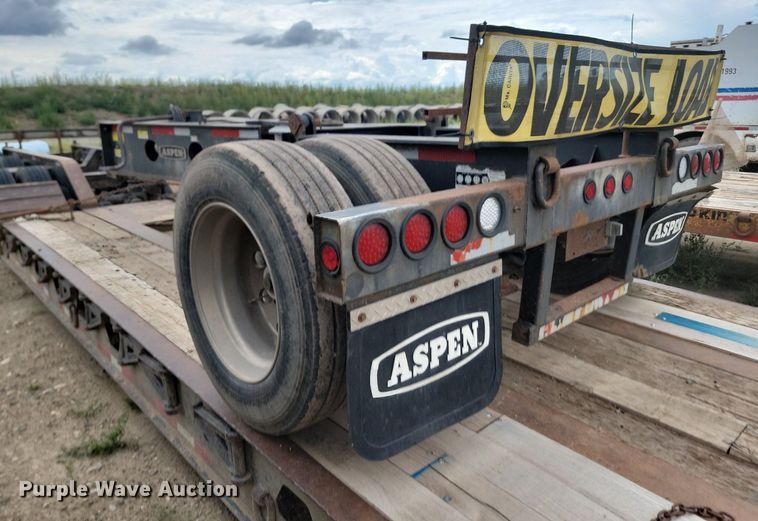 image for item LQ9082 2000 Aspen HG5503  equipment trailer