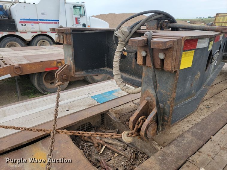 image for item LQ9082 2000 Aspen HG5503  equipment trailer