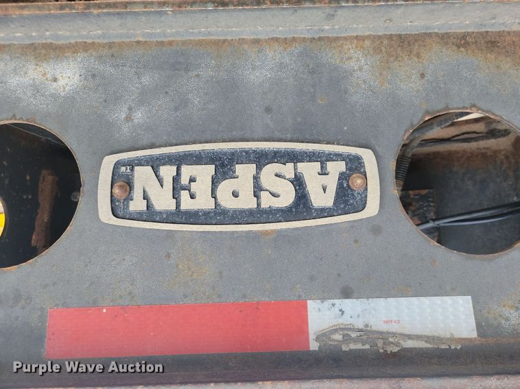 image for item LQ9082 2000 Aspen HG5503  equipment trailer