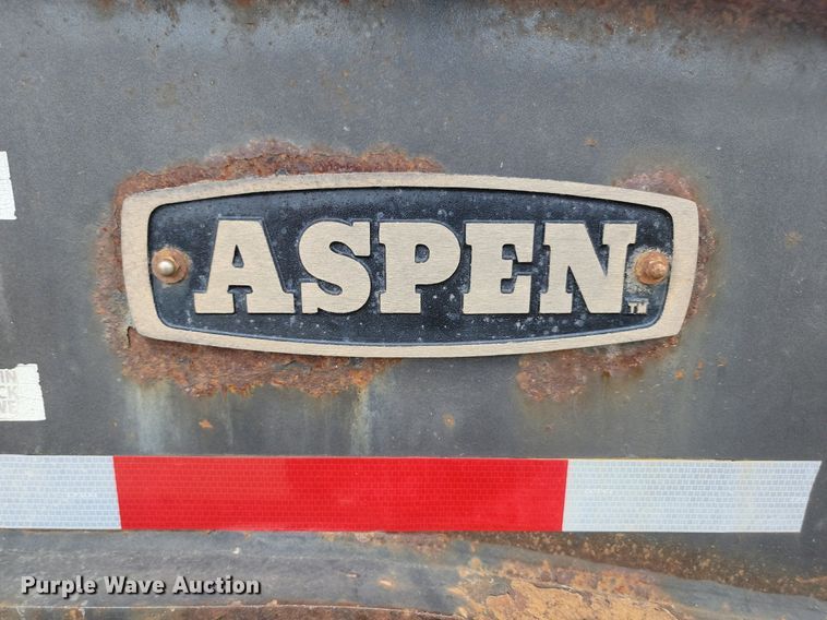 image for item LQ9082 2000 Aspen HG5503  equipment trailer