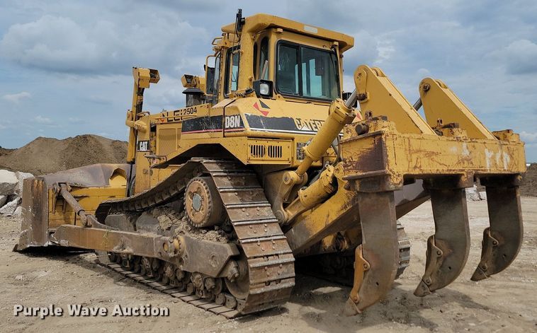 image for item LQ9084 1995 Caterpillar D8N  dozer