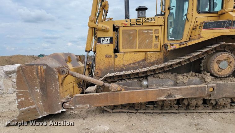 image for item LQ9084 1995 Caterpillar D8N  dozer