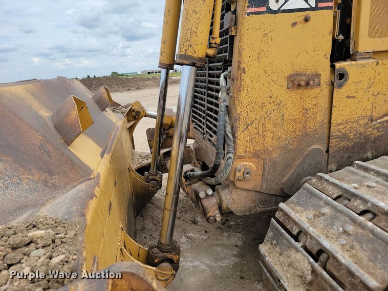 image for item LQ9084 1995 Caterpillar D8N  dozer