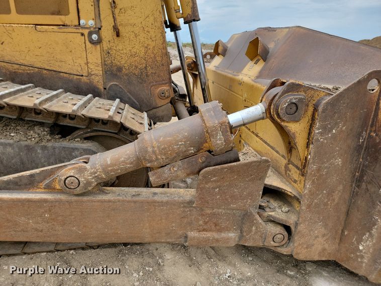 image for item LQ9084 1995 Caterpillar D8N  dozer