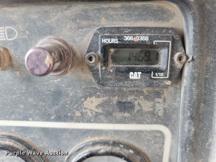 image for item LQ9084 1995 Caterpillar D8N  dozer