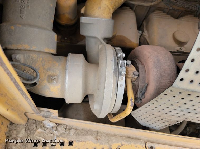 image for item LQ9084 1995 Caterpillar D8N  dozer