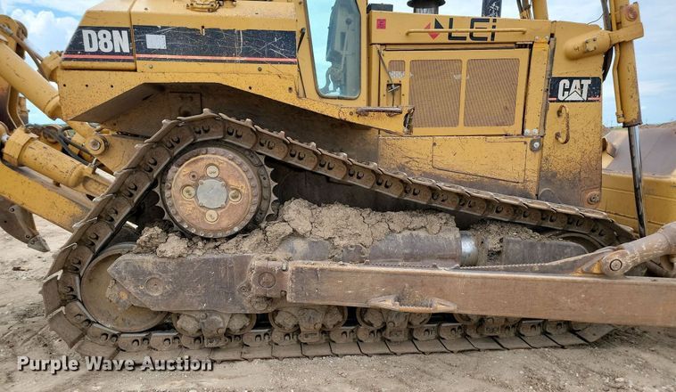 image for item LQ9084 1995 Caterpillar D8N  dozer
