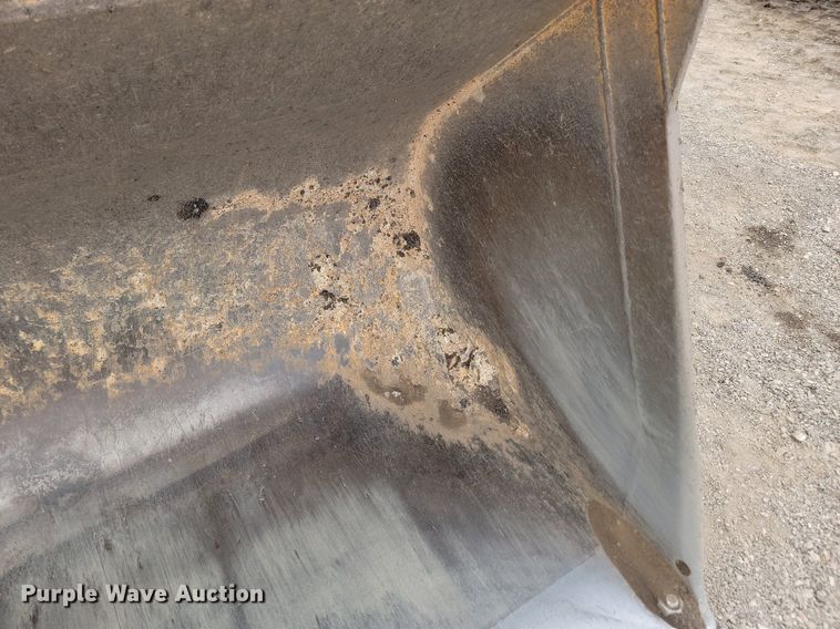 image for item LQ9085 2014 Komatsu WA320-7  wheel loader