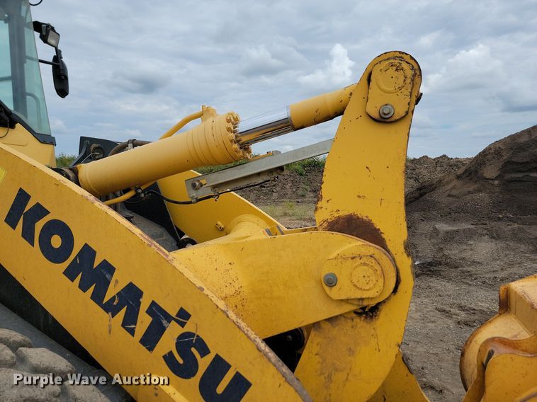 image for item LQ9085 2014 Komatsu WA320-7  wheel loader