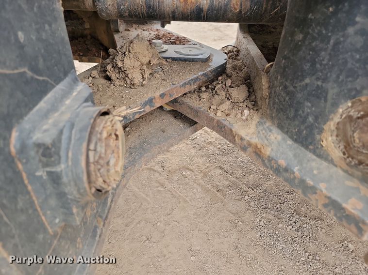 image for item LQ9085 2014 Komatsu WA320-7  wheel loader