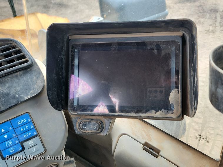 image for item LQ9085 2014 Komatsu WA320-7  wheel loader