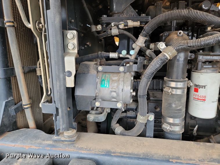 image for item LQ9085 2014 Komatsu WA320-7  wheel loader