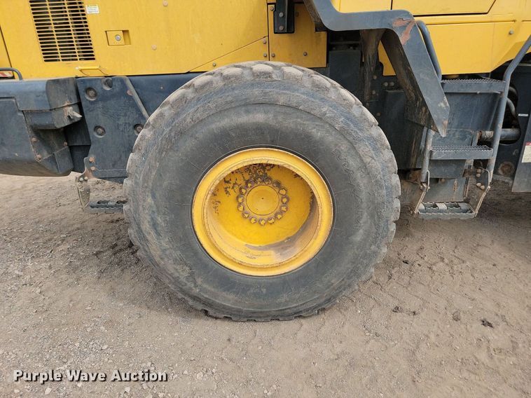 image for item LQ9085 2014 Komatsu WA320-7  wheel loader