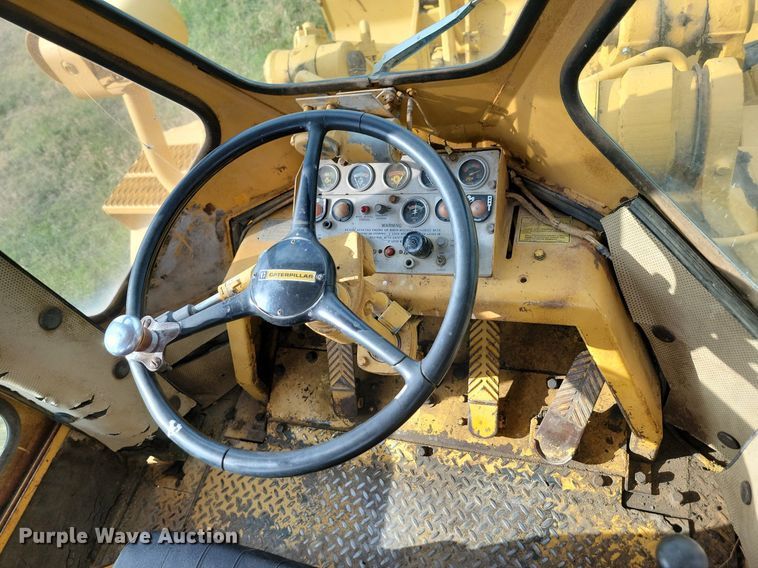 image for item LQ9087 1965 Caterpillar 988  wheel loader