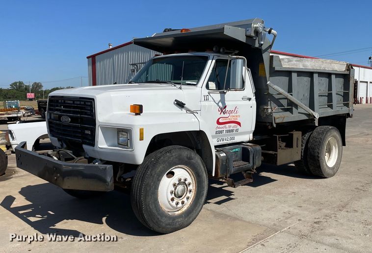 image for item LS9296 1991 Ford F800  dump truck