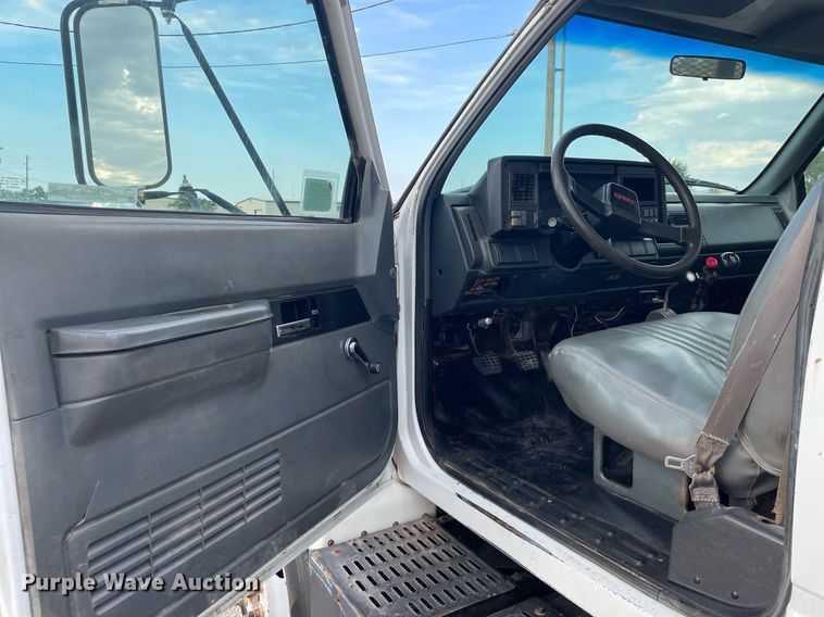 image for item LS9538 2001 GMC C7500  dump flatbed truck