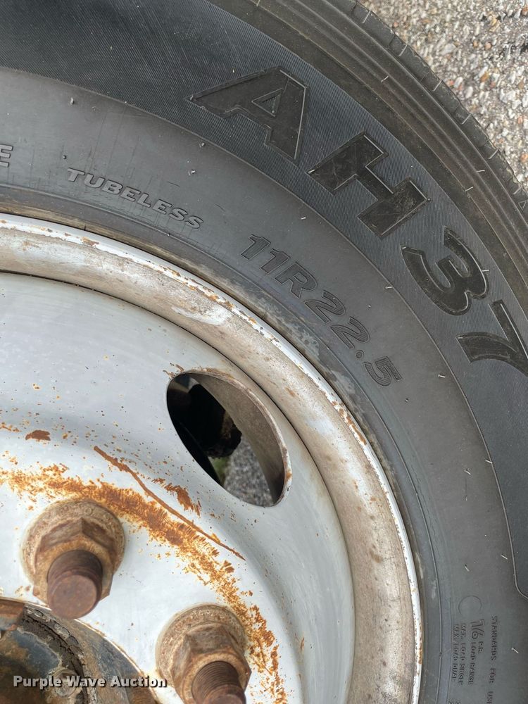 image for item LS9538 2001 GMC C7500  dump flatbed truck