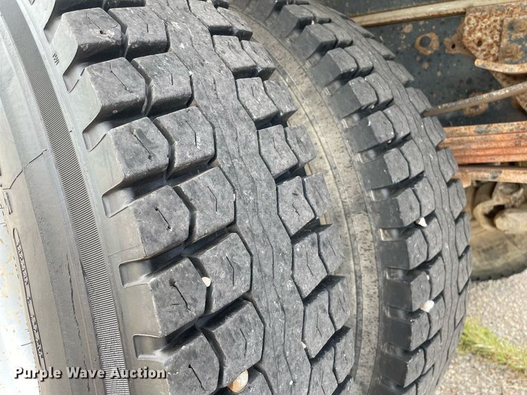 image for item LS9538 2001 GMC C7500  dump flatbed truck