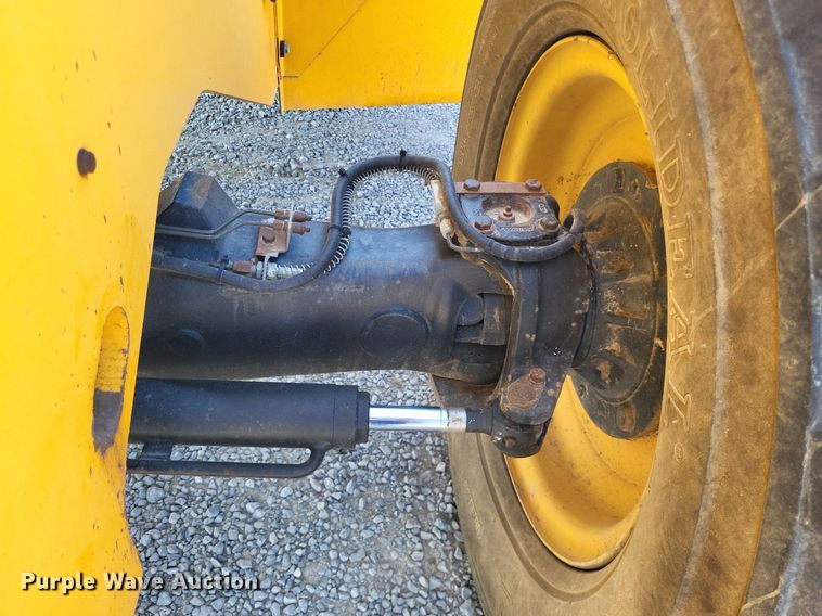 image for item LS9617 2007 JCB 506C HL  telehandler