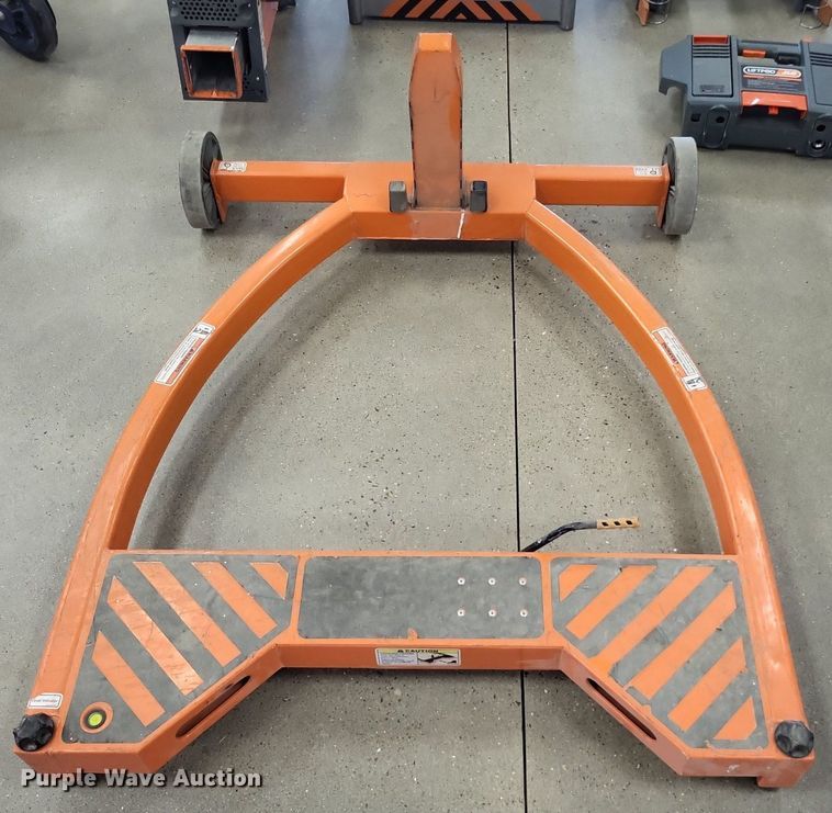 image for item LS9619 JLG FS80 Liftpod  vertical lift
