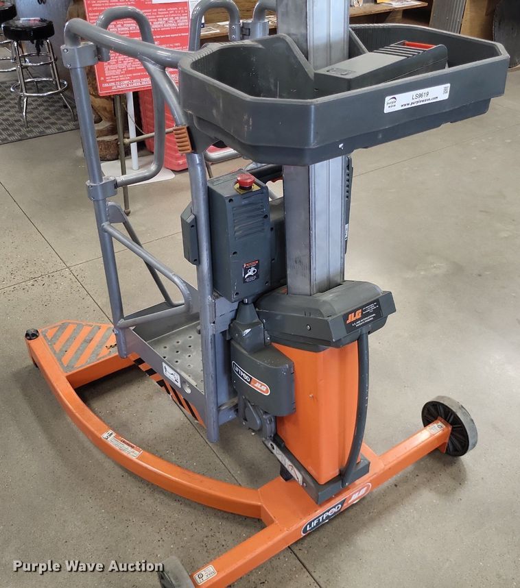 image for item LS9619 JLG FS80 Liftpod  vertical lift