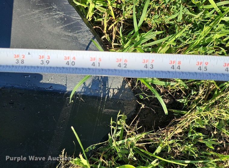 image for item MD9929 Skid steer stump grapple bucket