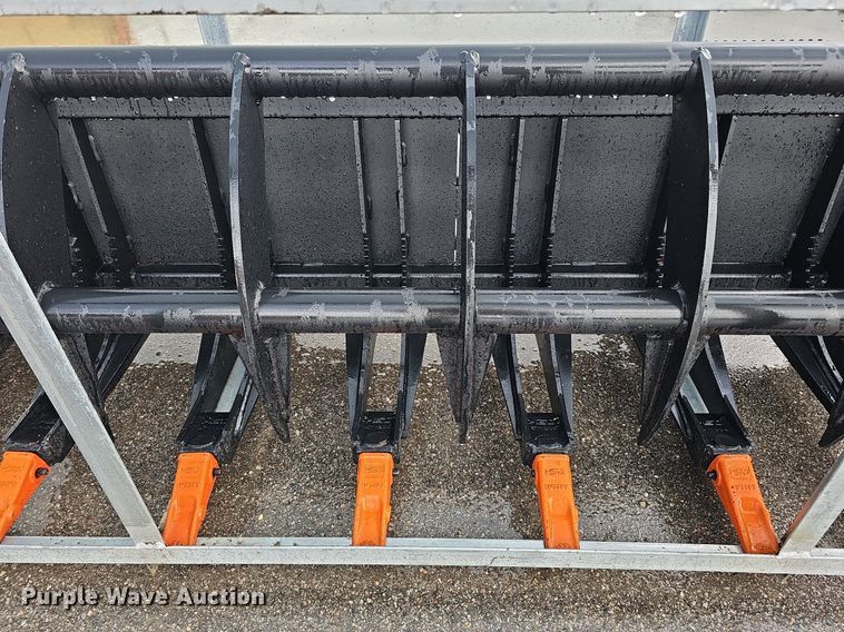 image for item MD9961 2023  78"W skid steer grapple bucket