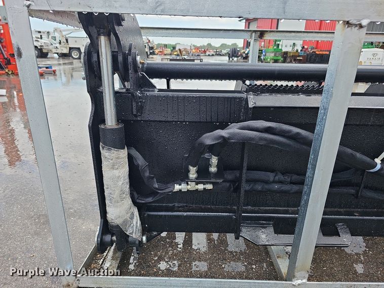 image for item MD9961 2023  78"W skid steer grapple bucket