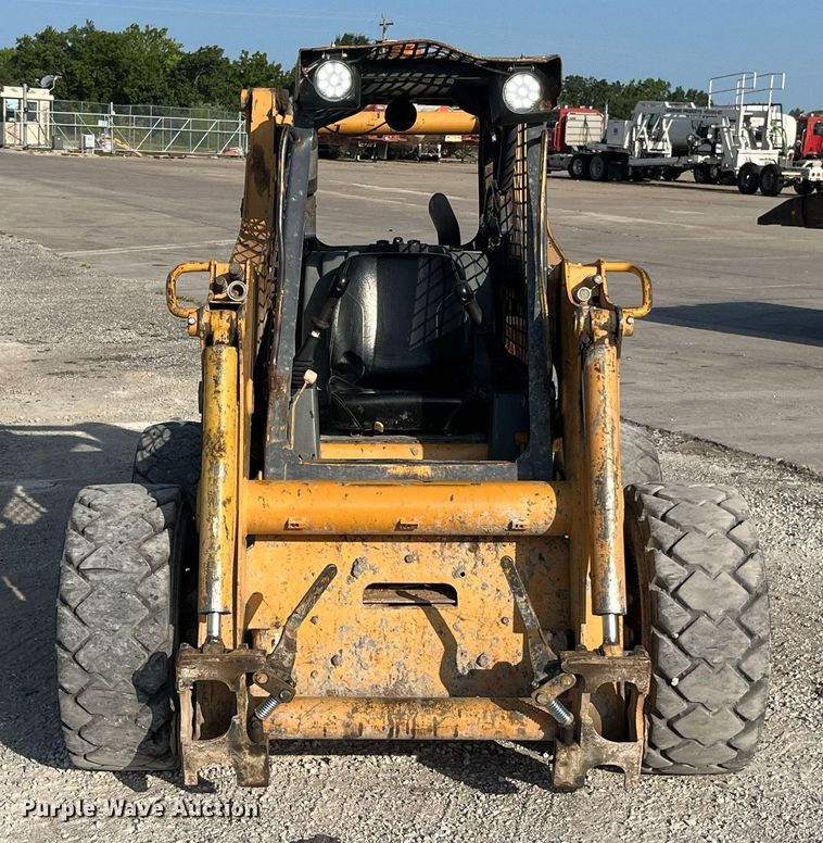 image for item MG9371 1999 Case 95XT  skid steer loader