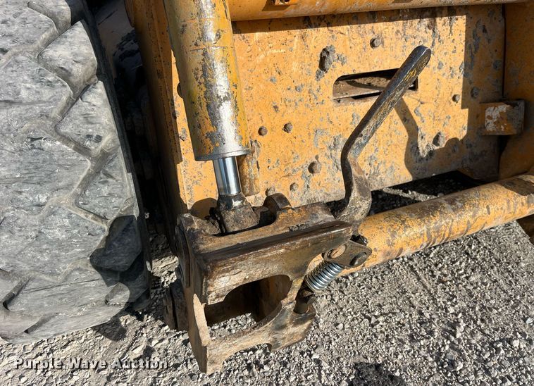 image for item MG9371 1999 Case 95XT  skid steer loader