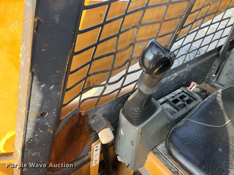 image for item MG9371 1999 Case 95XT  skid steer loader