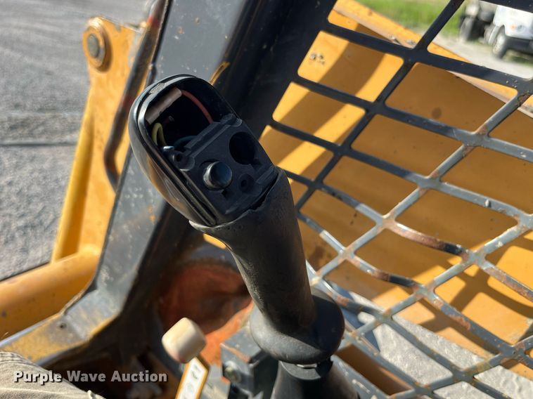 image for item MG9371 1999 Case 95XT  skid steer loader